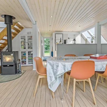 Awesome In Grenaa With Kitchen Holiday home Brondstrup
