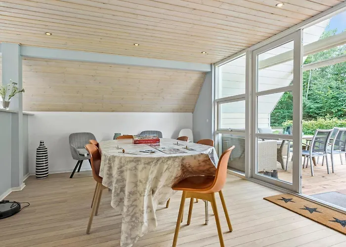 Дом отдыха With Fireplace 11 Грена