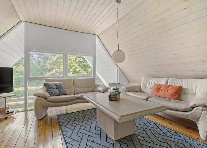 With Fireplace 11 *